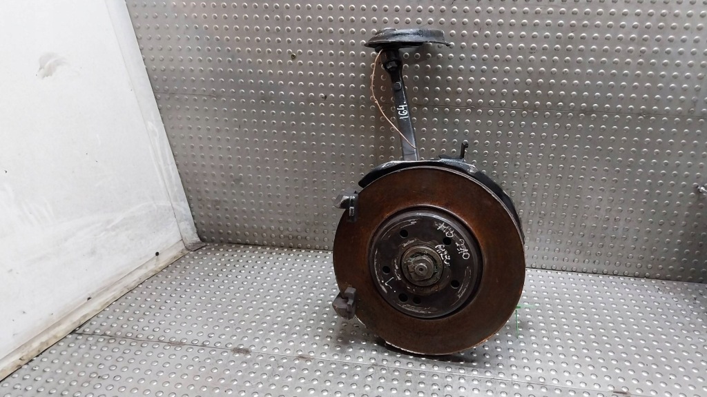 Купити Поворотний кулак ступиця лівий перед 2102201 mercedes e-klasa w210 lift