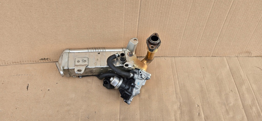 фото №1, Bmw x1 x2 радіатор вихлопних газів клапан egr