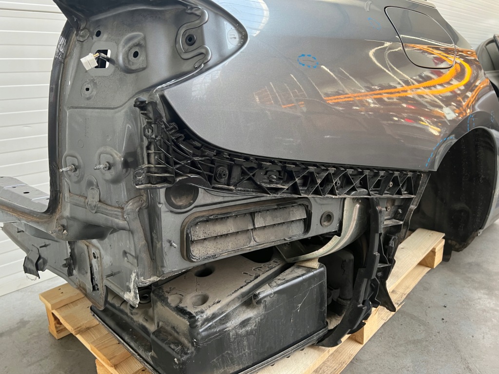 фото №9, Чверть крила правий задня mercedes w213 kombi e-klasa