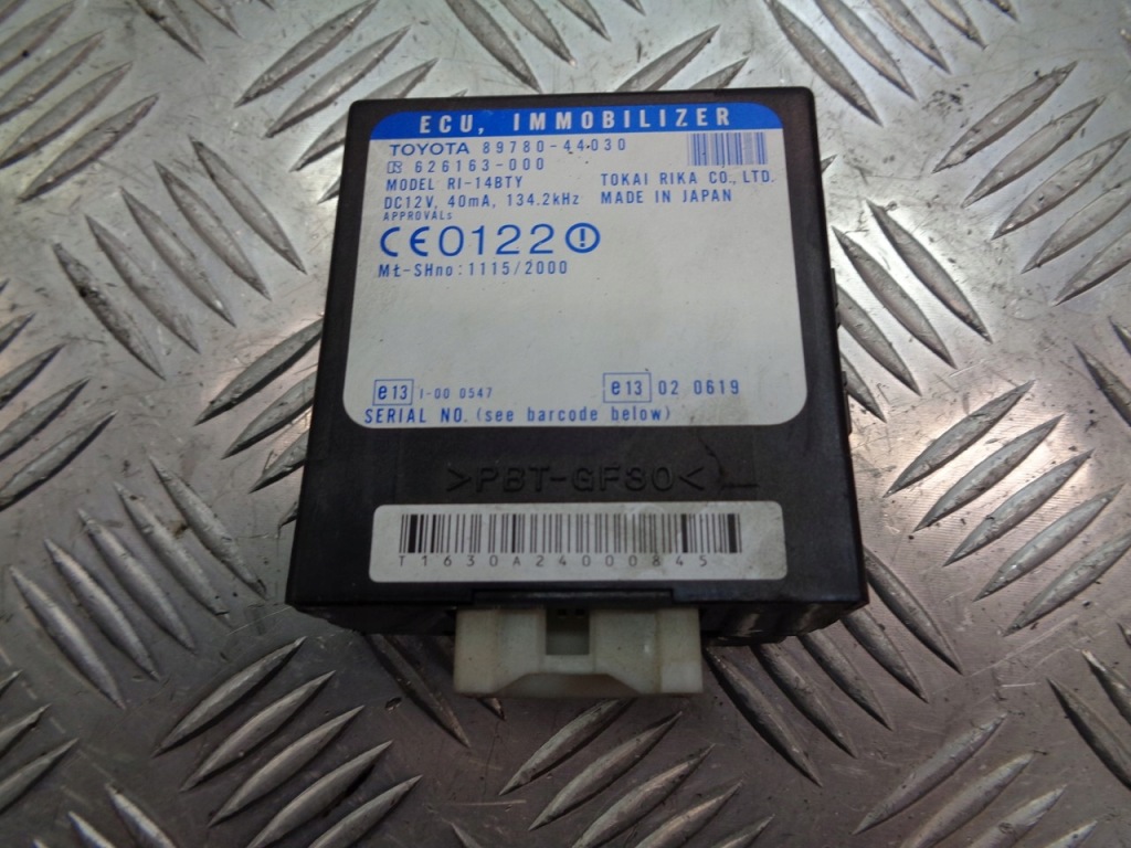фото №1, Модуль иммобилайзер toyota avensis verso 89780-44030