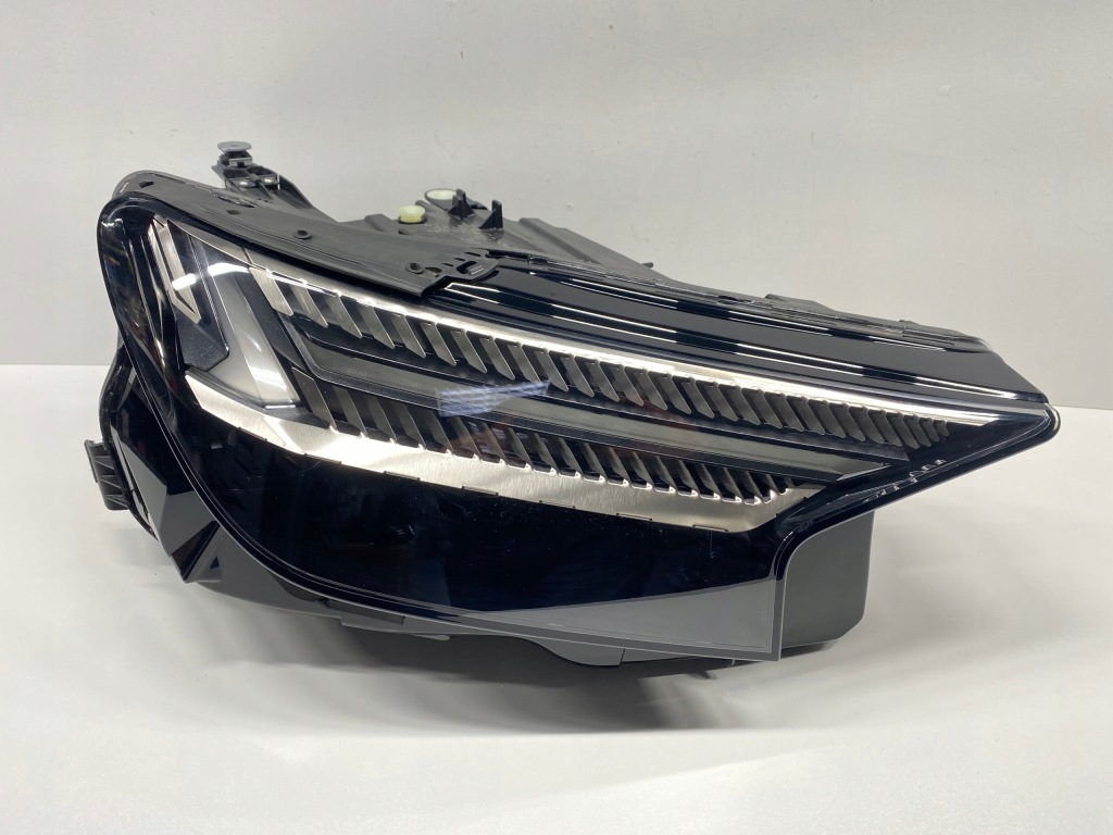 фото №15, Лампа права перед передня full led matrix audi q4 e-tron 89a