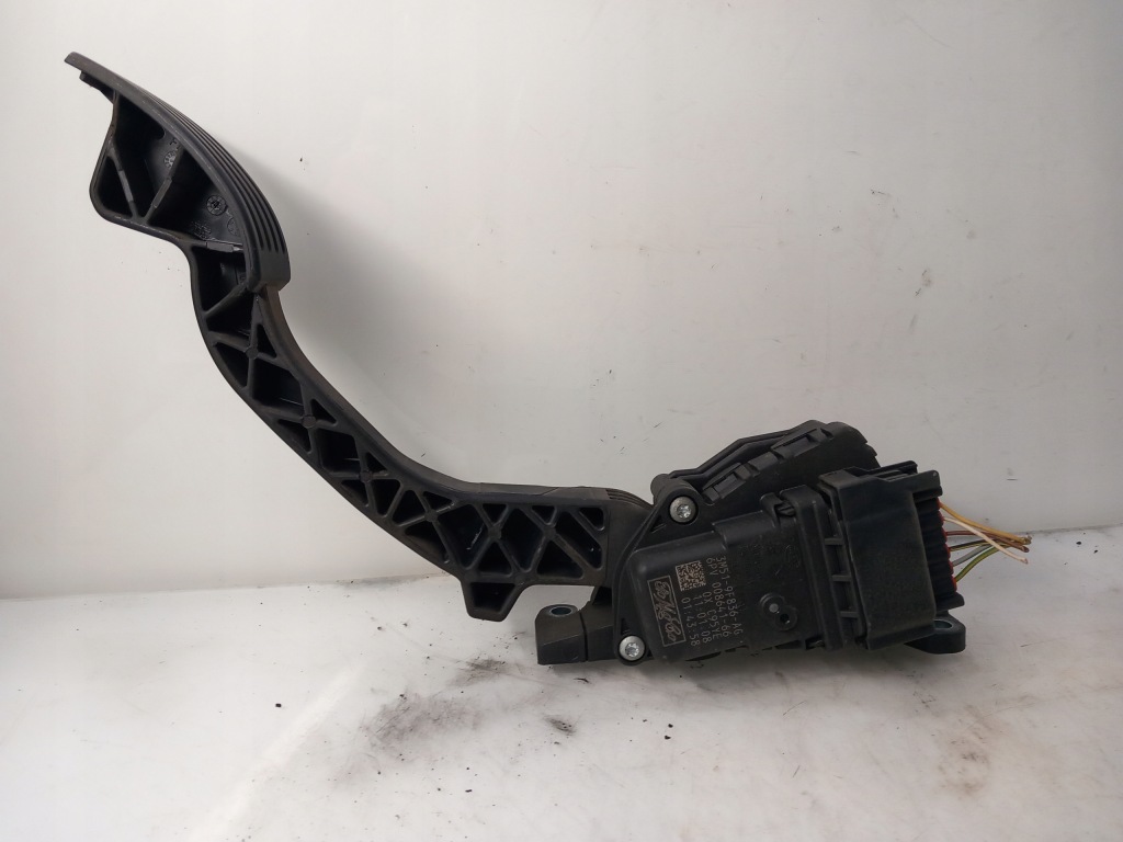 Купити Потенціометр газу ford focus