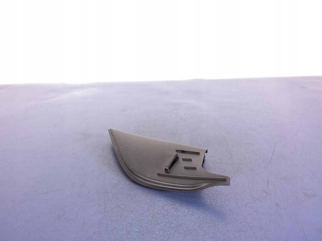 фото №1, Skoda fabia iii защита зеркало правая 6v0837974a