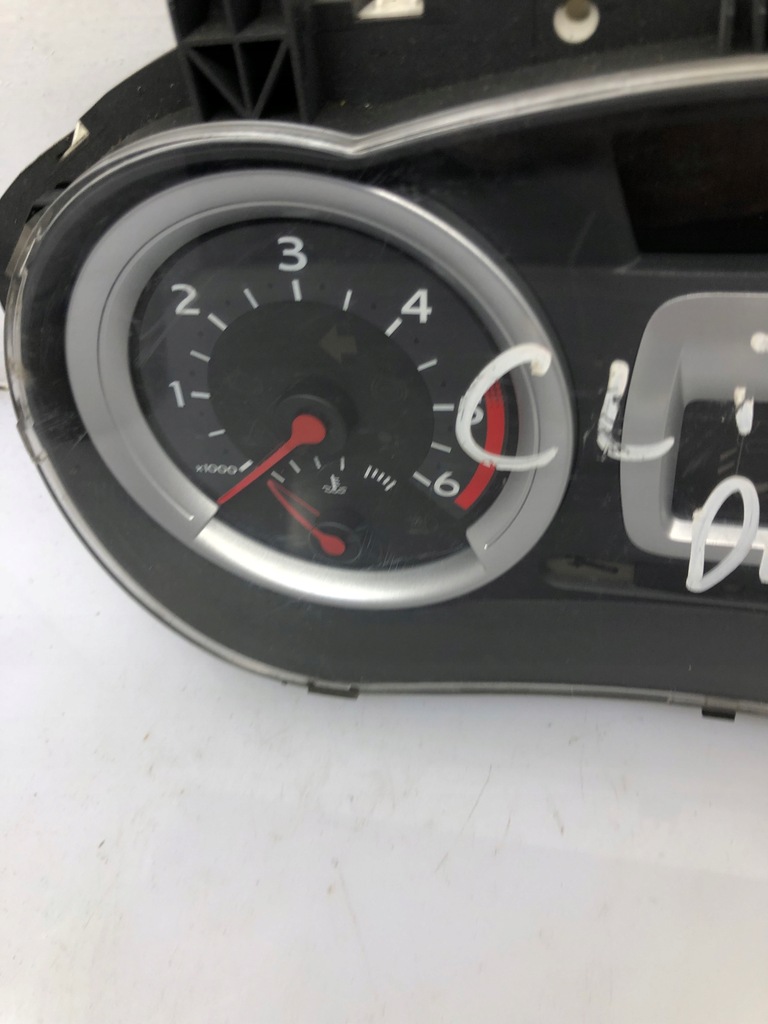 фото №1, Счетчик renault оригинальный номер 8200582705g