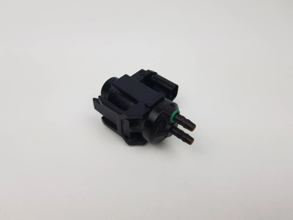 Клапан вакууму bmw 3 f30 x1 f48 2.0d b47 8570591 Недорого