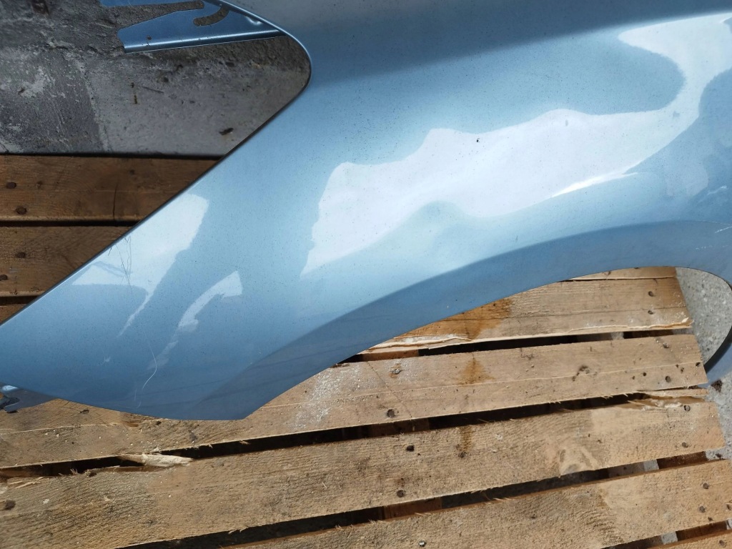 Купити Крила передній лівий citroen ds5 2014