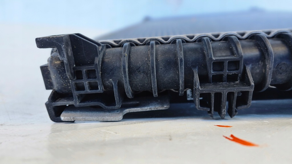 Радиатор воды кондиционер audi q7 2 a6 a7 4m0145804aa Оригинал