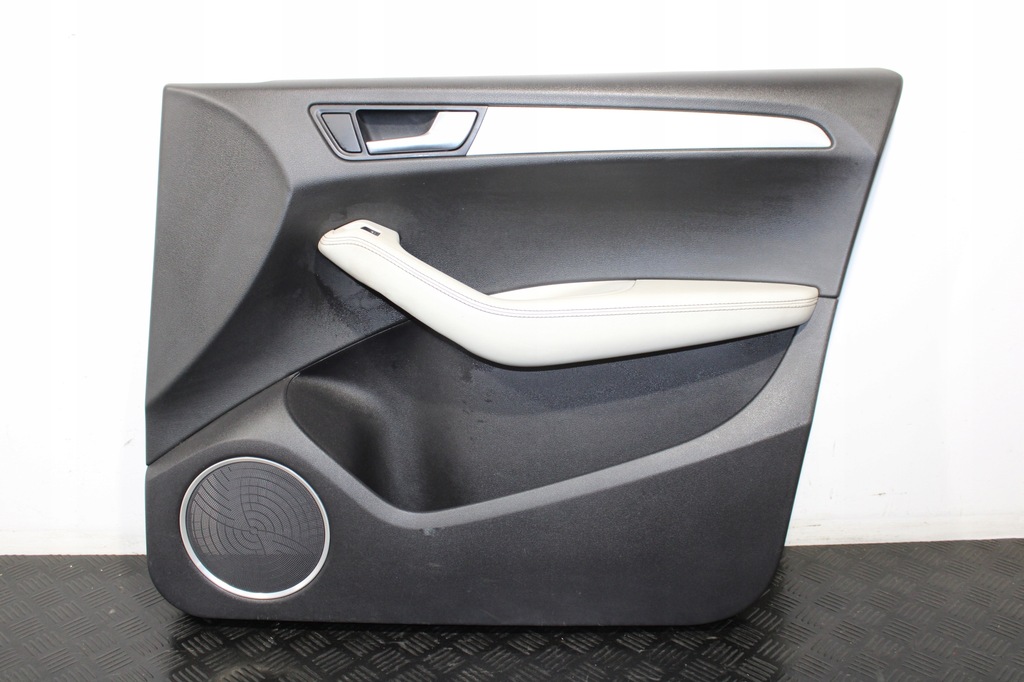 фото №1, Оббивка обшивка двері правий перед audi q5 8r 8r0