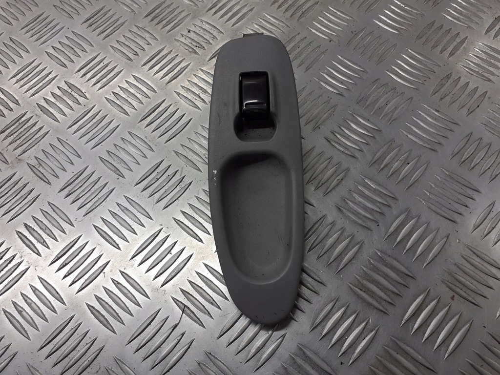 фото №1, Панель скло правий перед nissan almera tino