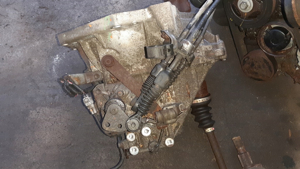 фото №1, Коробка передач передач toyota aygo i 05- 1.0