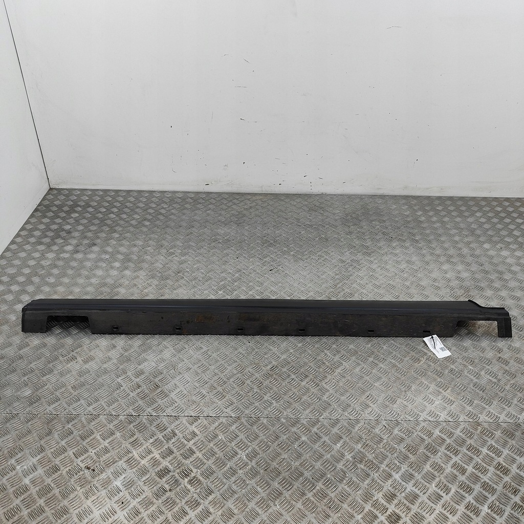 фото №1, Land rover range rover sport l494 2018 правая сторона порог