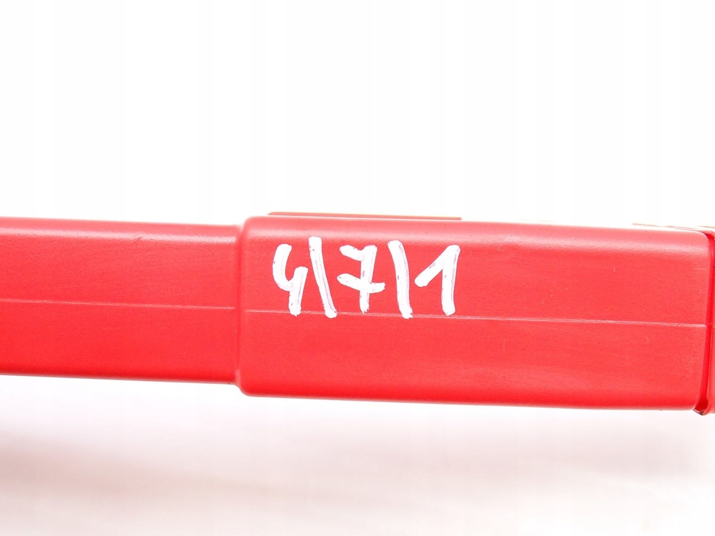 фото №11, Трикутник попереджувальний audi a5 8t b8 8k0860251