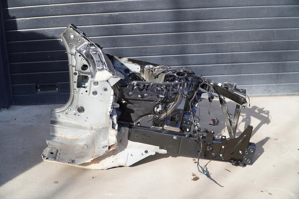 фото №1, Чверть лонжерон підкрилок лівий перед bmw m2 g87 475 24r