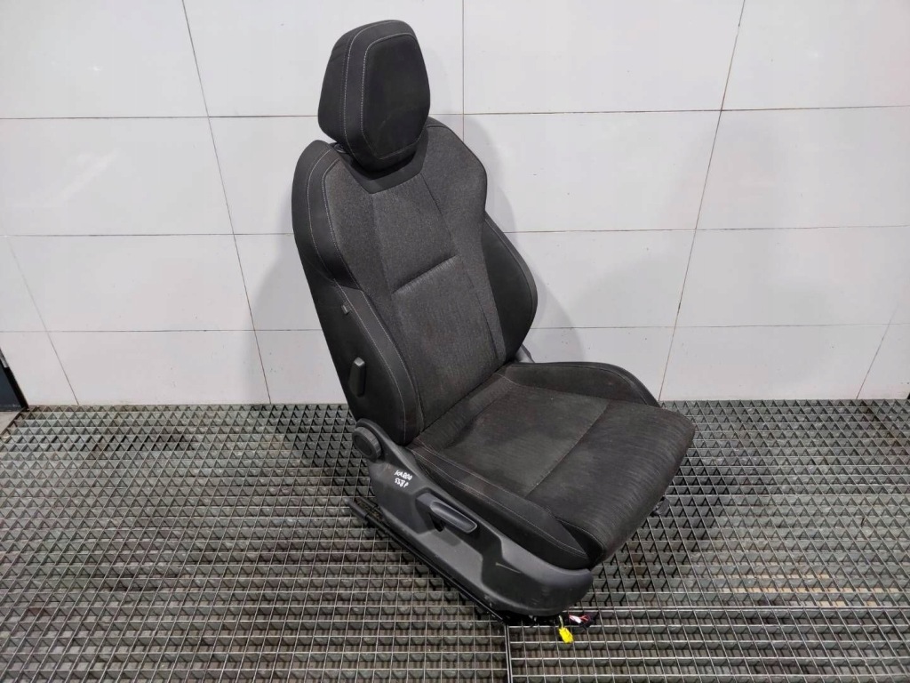 Купить Сиденье правый перед пассажира skoda karoq