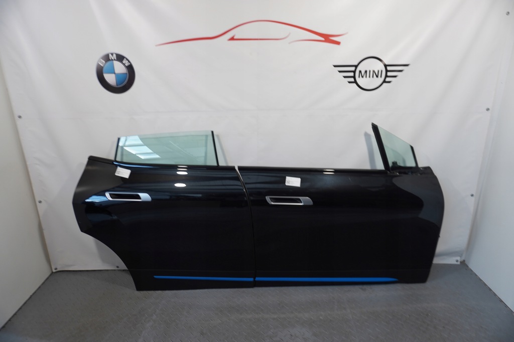 фото №1, Дверь правая сторона bmw ix i20 475