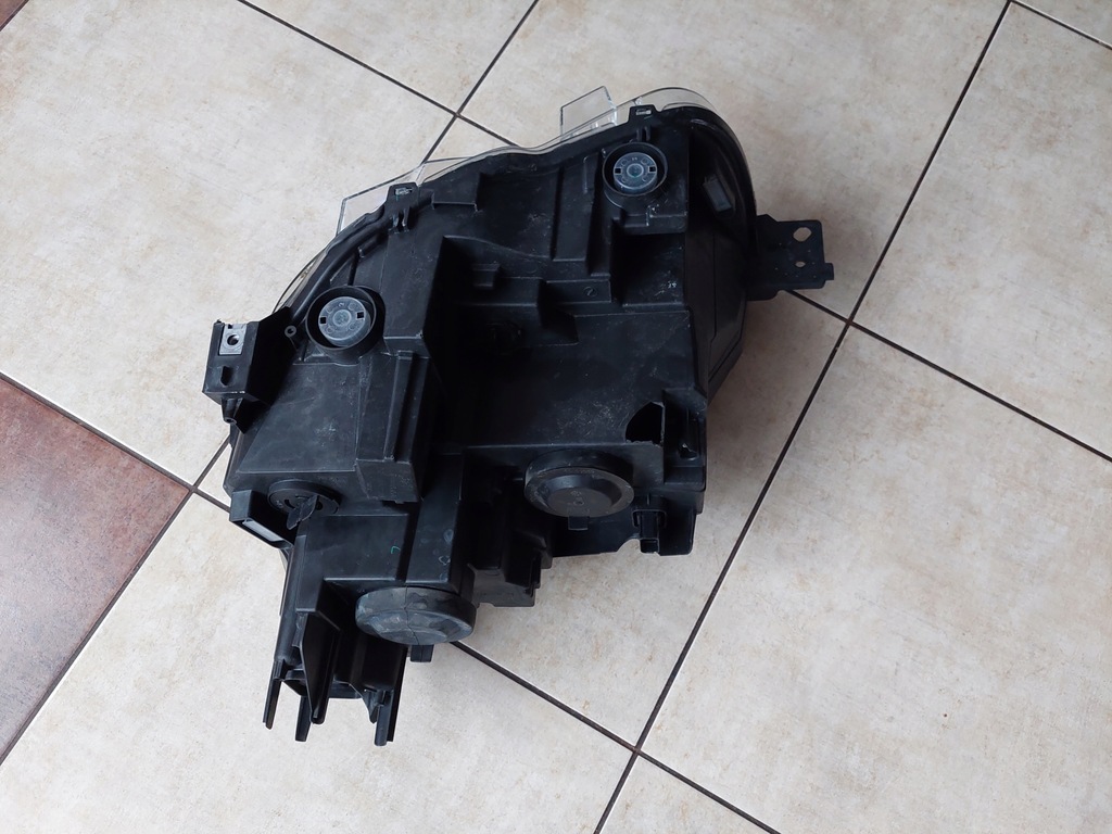 фото №10, Лампа - права - звичайна - bez led --- opel combo e