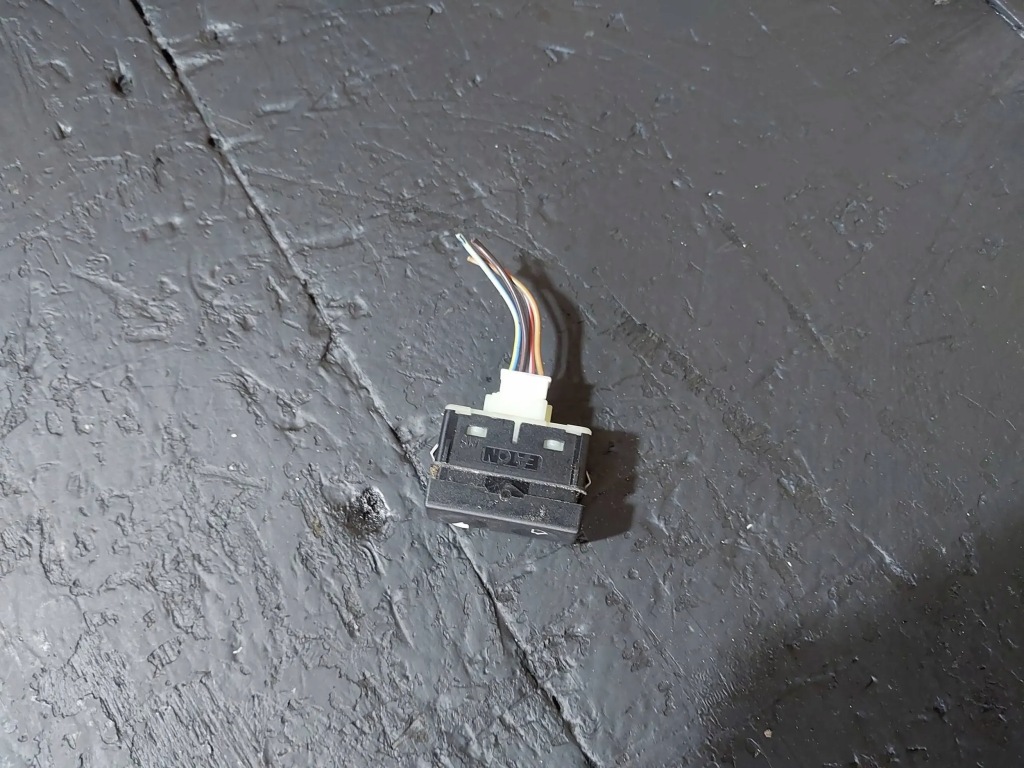 фото №6, Кнопка стекло bmw 3 e36 8368943