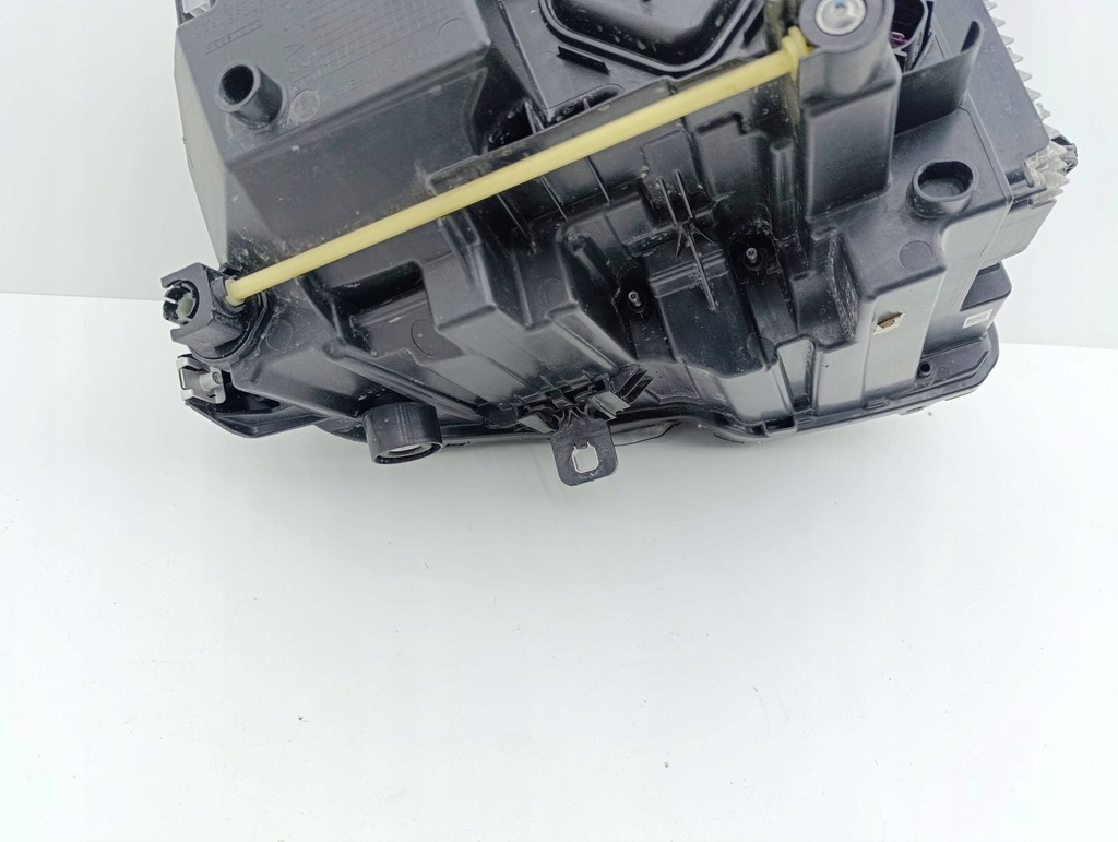 фото №12, Audi q4 sportback e-tron 2022 левая сторона лампа передняя