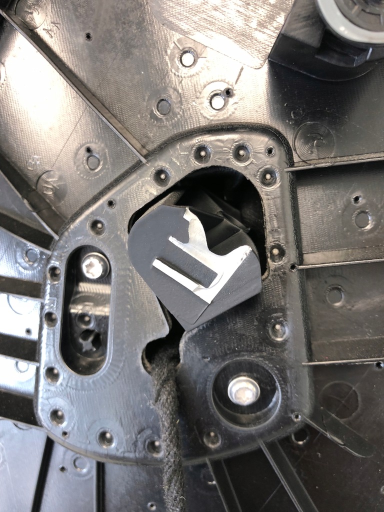 фото №6, Обшивка дверь правый задняя audi q5 8r