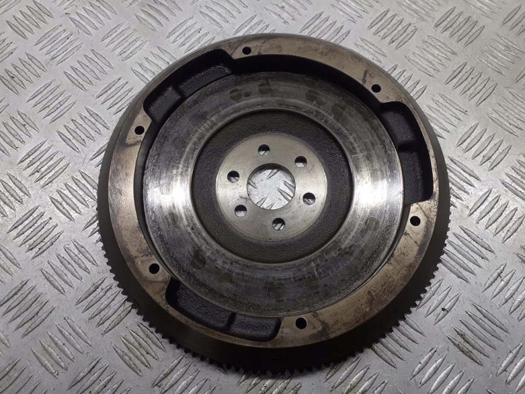 фото №2, Колесо маховик opel signum 1.8 r90400169