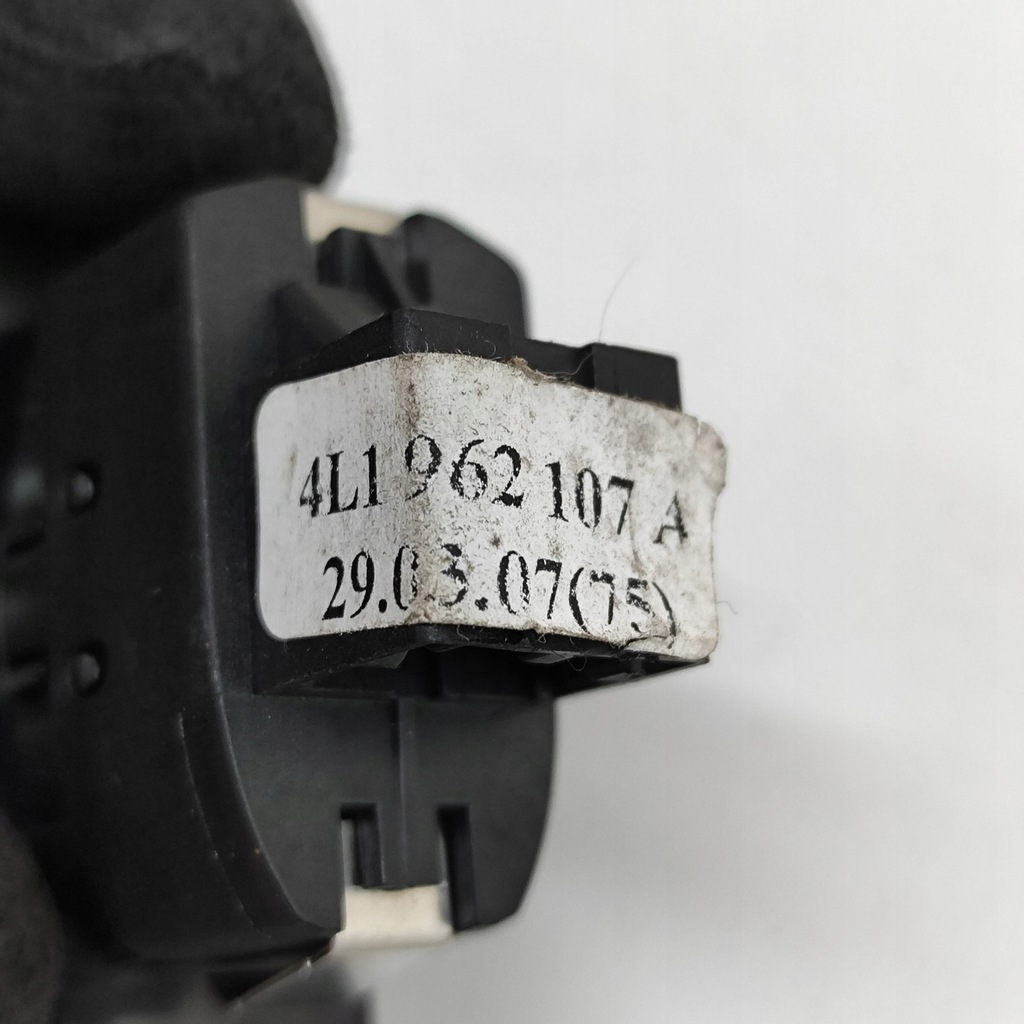 фото №6, Audi q7 4l 2007 кнопка центрального замка