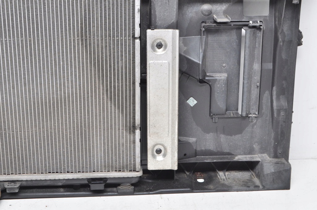 фото №7, Peugeot 2008 i 208 citroen c3 ii 1.4 hdi pas передний усилитель 9677952180