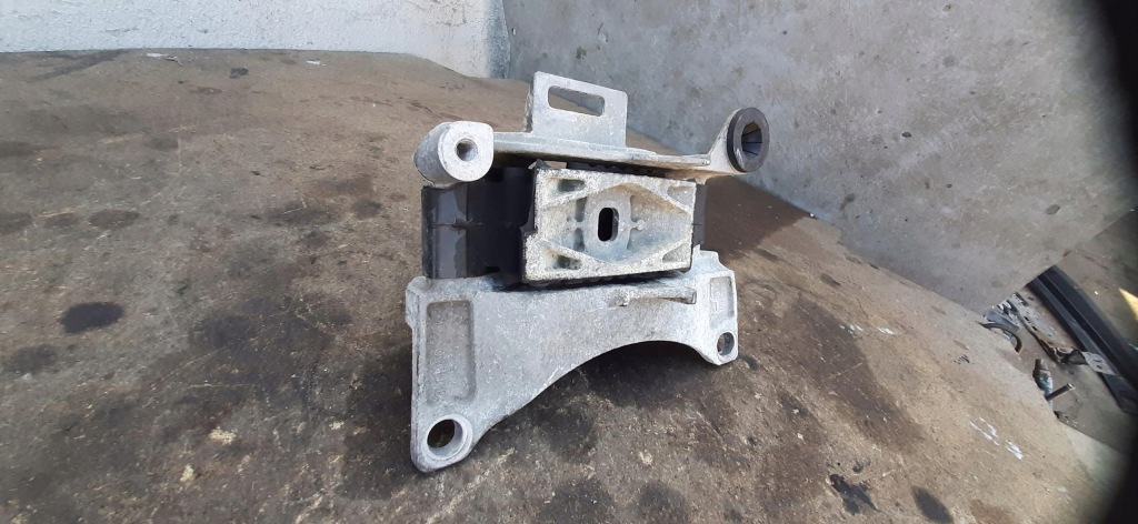 фото №6, Кронштейн подушка двигуна кронштейн 1.4tce renault scenic iii 112200014r