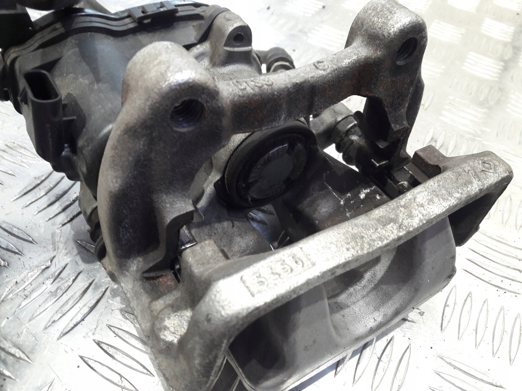 фото №9, Mercedes a w176 2017r супорт гальмівний задня