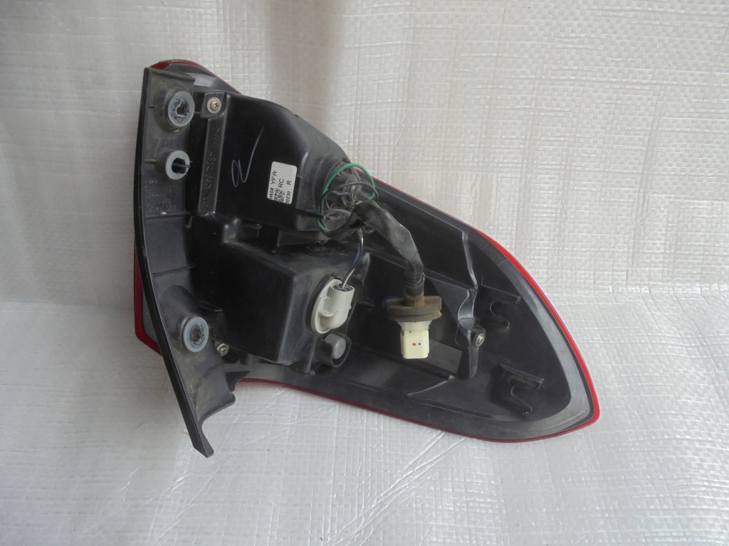 Фара задний  задняя правый  led suzuki vitara 3 3 рестайлинг  17- идеальная slask euro с Разборки