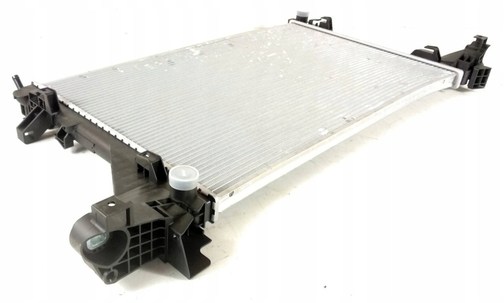 Купити Радіатор води renault master 3 movano nv400