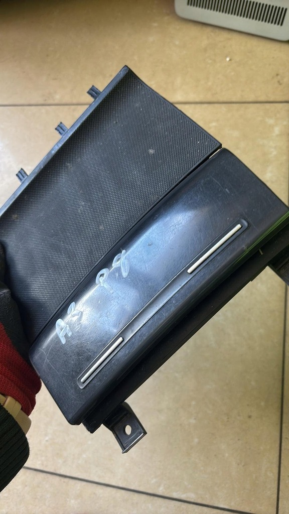 фото №1, Audi a3 8l попільничка