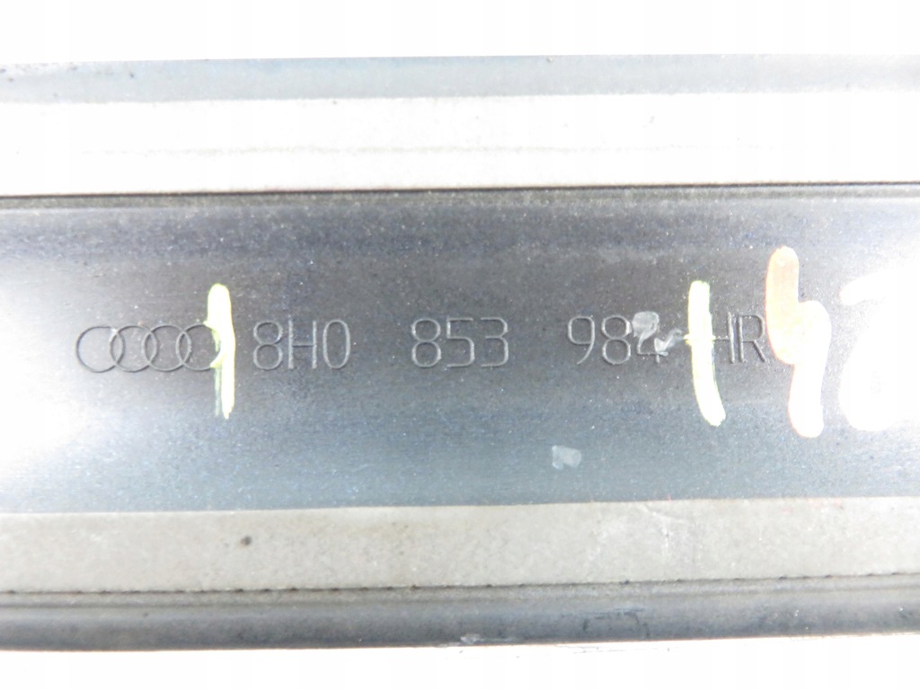 фото №6, Молдинг дверь правый задняя audi a4 b7 8h0853984 8h0853983