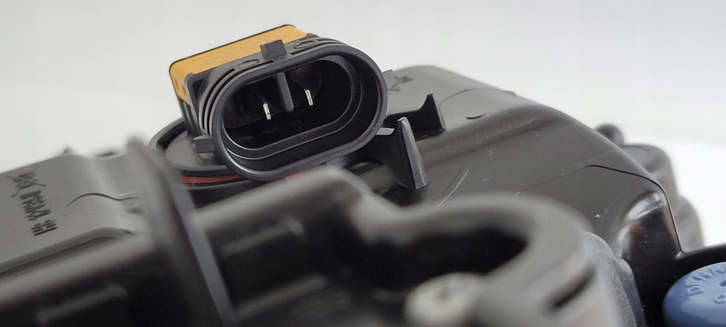 Противотуманная фара левое  mitsubishi eclipse cross 2018- w4323 Доставка