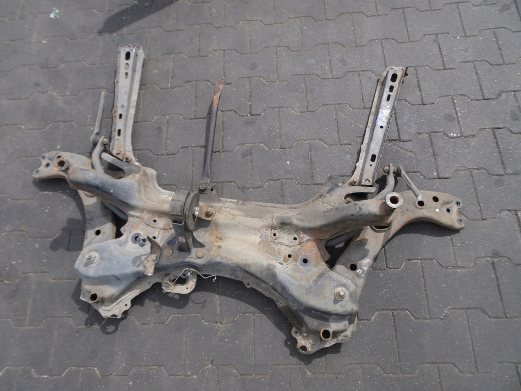 фото №1, Подрамник поперечина toyota prius iii