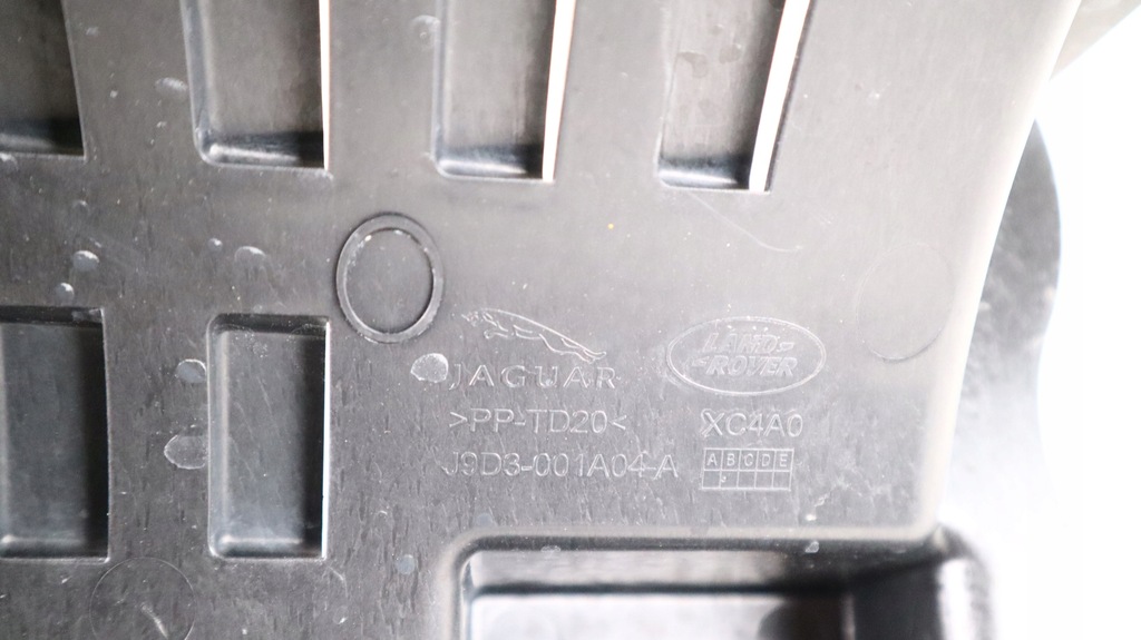 фото №5, Jaguar i-pace x590 x590 воздуховод воздуха правая j9d3-001a04-a