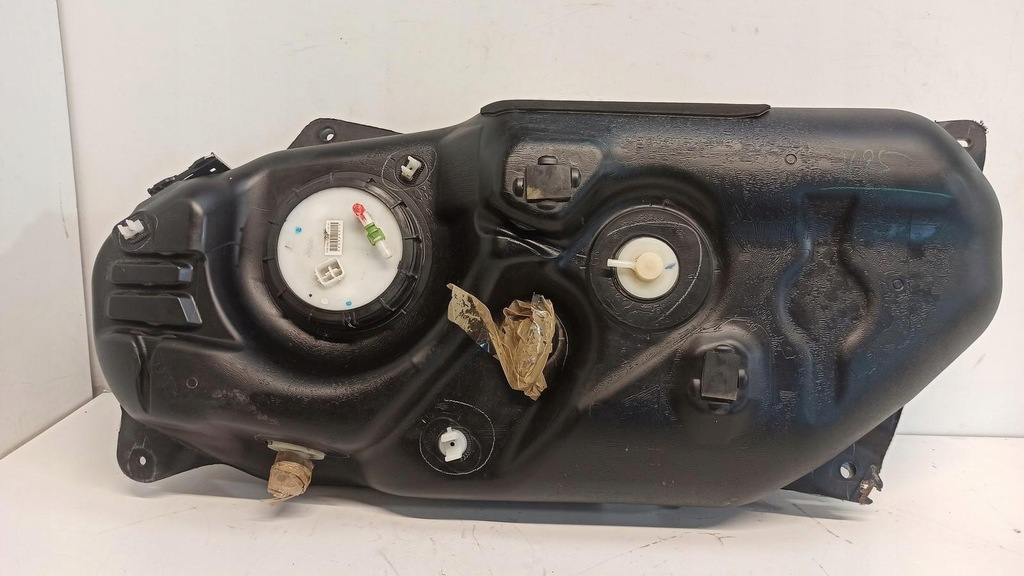 фото №1, Suzuki swift бак bak топлива 8910152r0