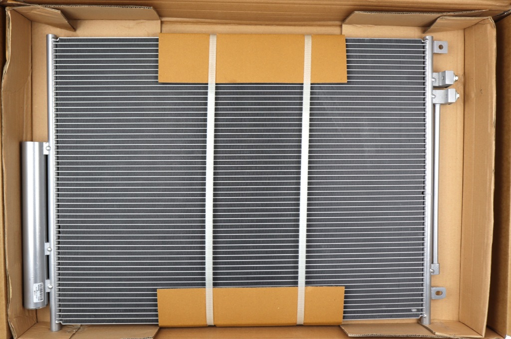 фото №1, Радиатор кондиционера alfa romeo giulia 2.2 дизель 2015 -