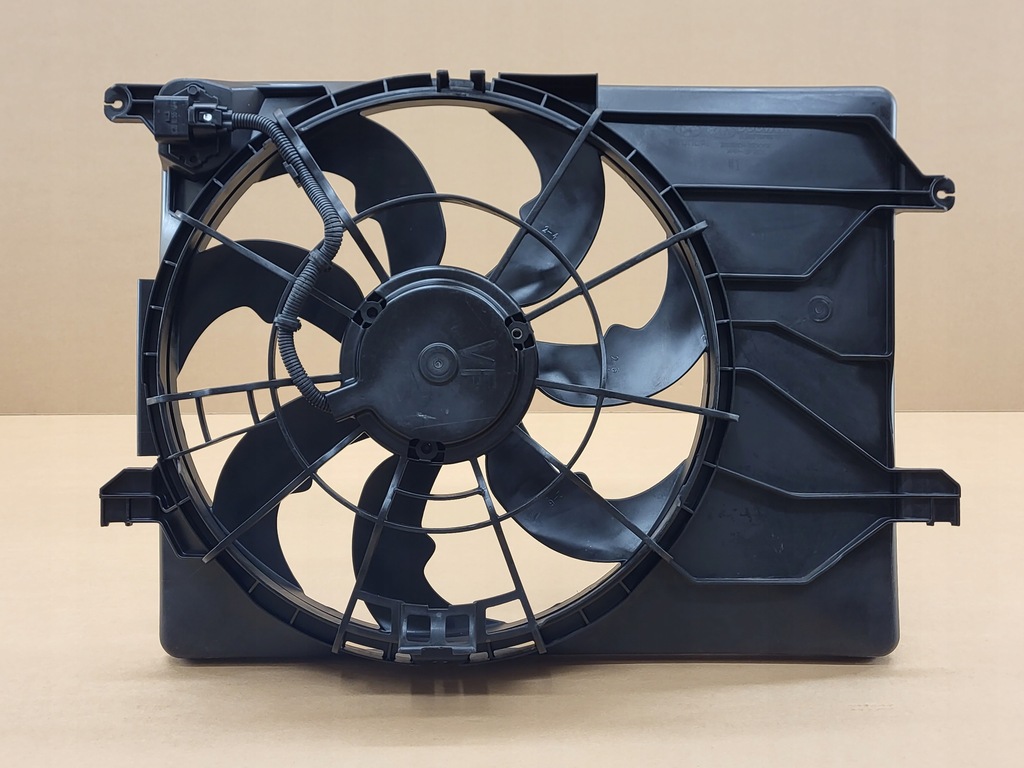 фото №1, Вентилятор kia optima hyundai i40 2.0i 2.4i