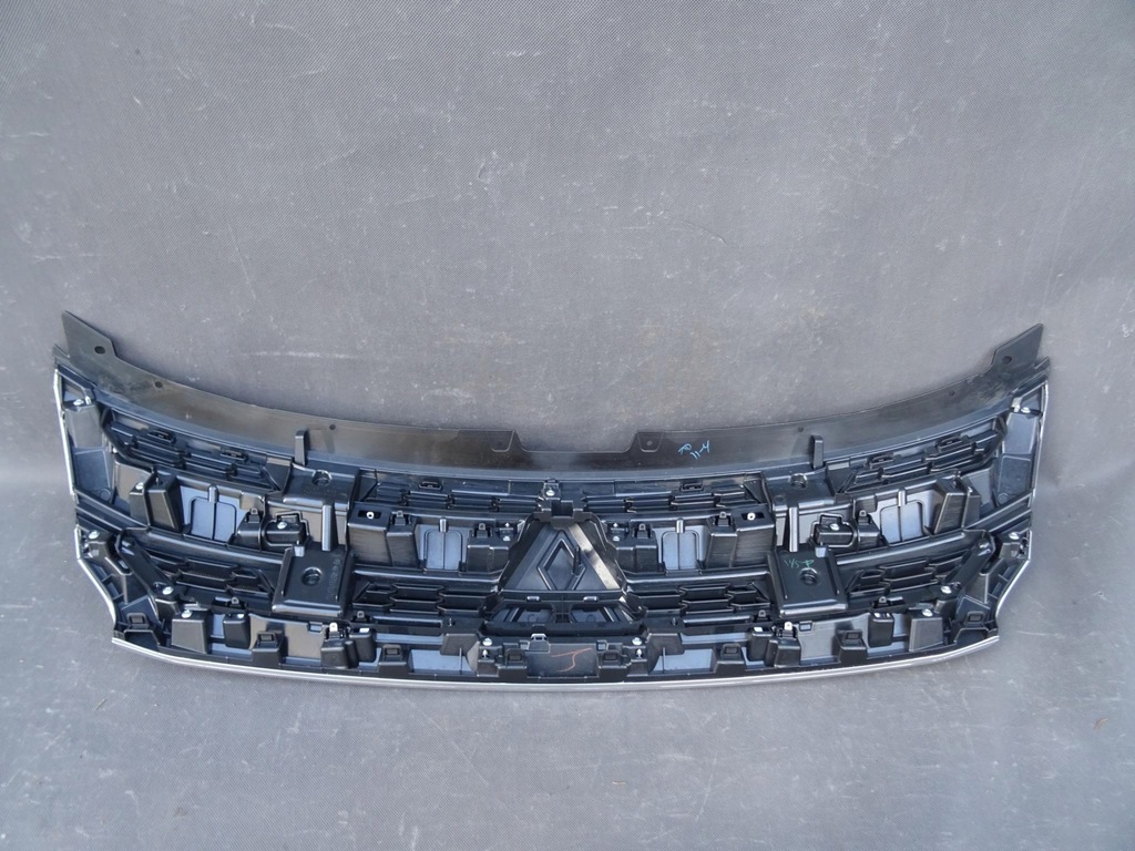 фото №6, Mitsubishi outlander sport 2020- решётка радиатора решётка радиатора