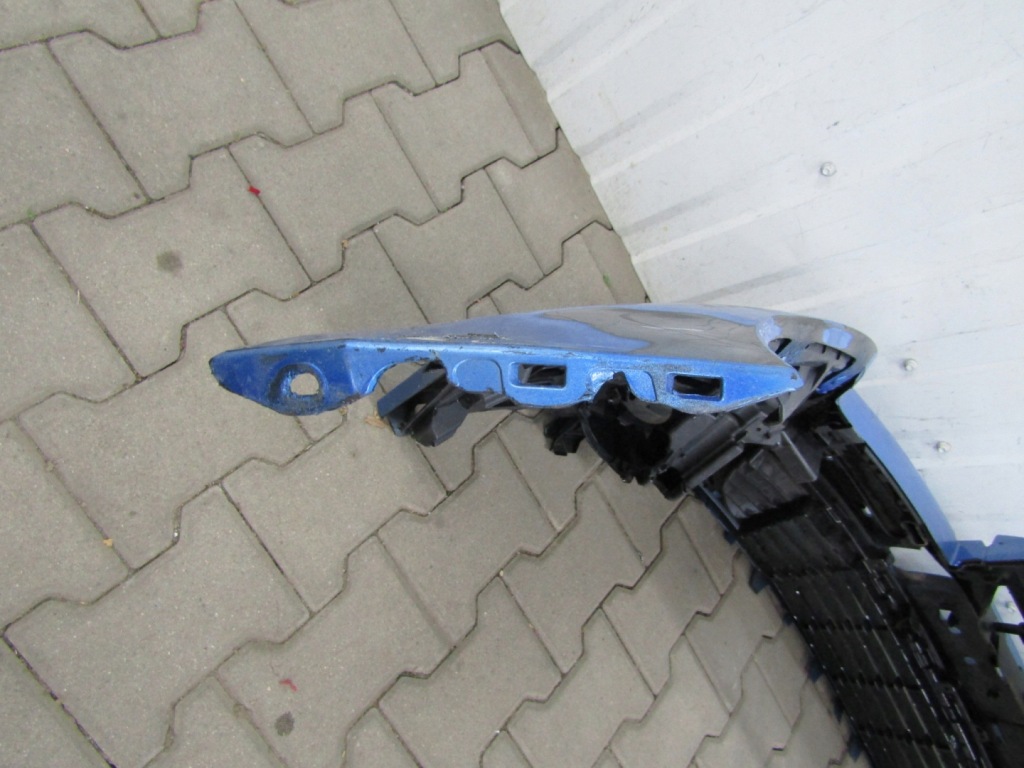 Бампер перед передний renault megane 3 3 рестайлинг  12-14 Киев