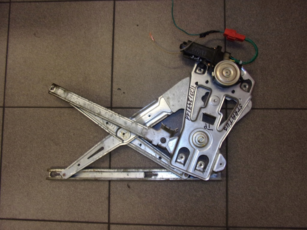 фото №1, Підйомник скло задній правий dodge stratus