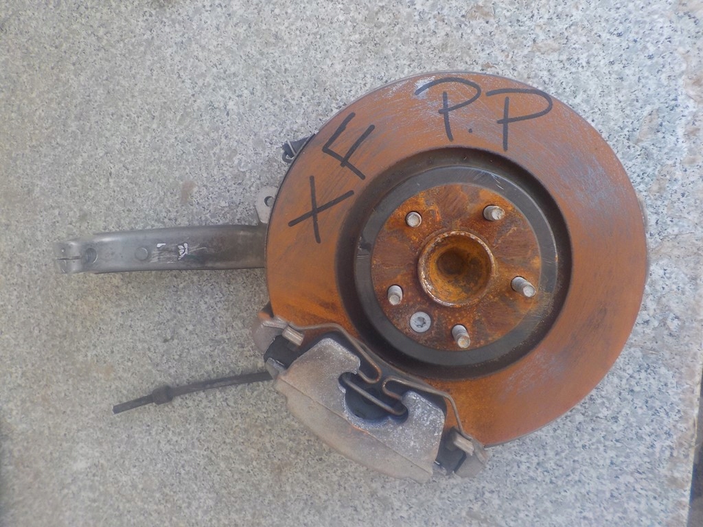 фото №1, Ступиця поворотний кулак правий перед jaguar xf ii 2018