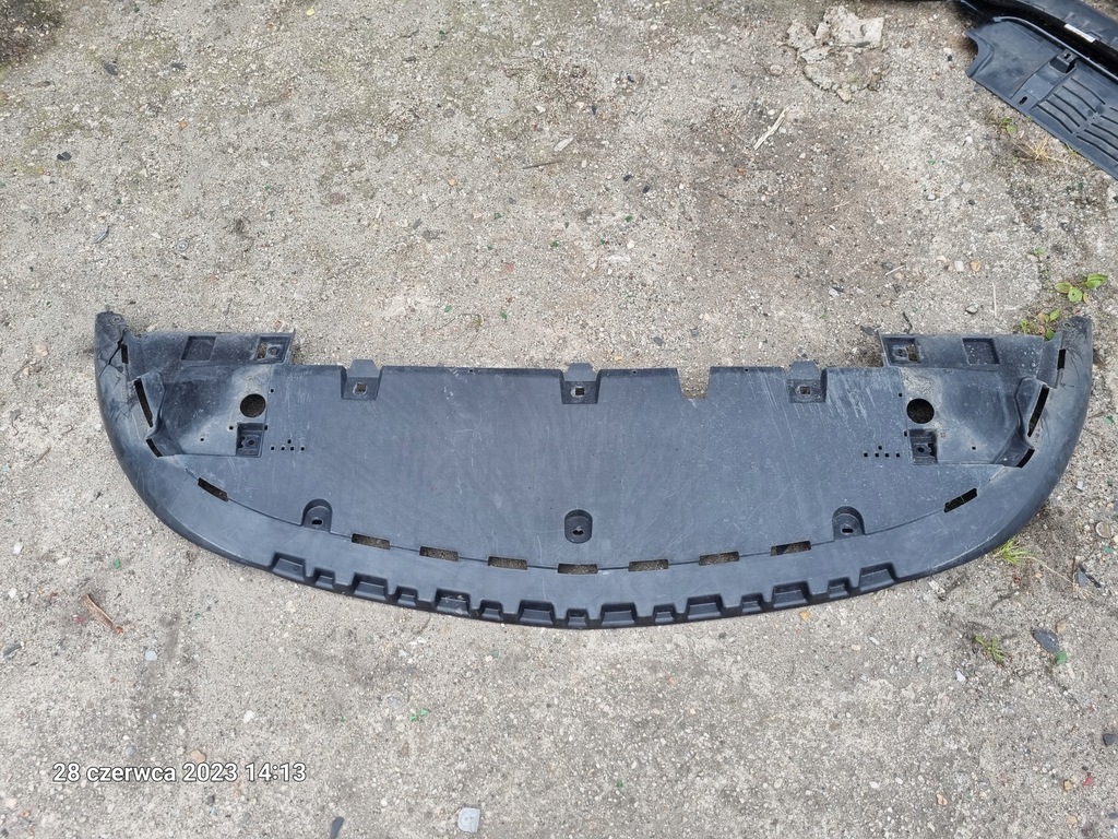 фото №1, W247 плита pod бампер