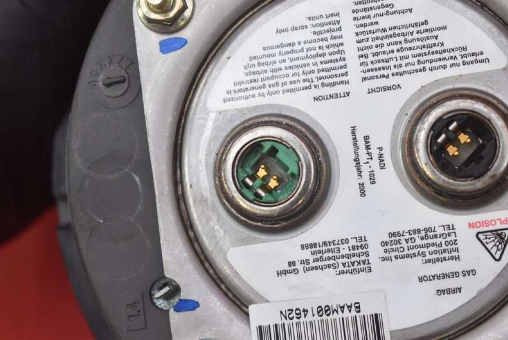 фото №11, Подушка безопасности подушка воздушная водителя 33109680803x bmw e46 lift 01-06