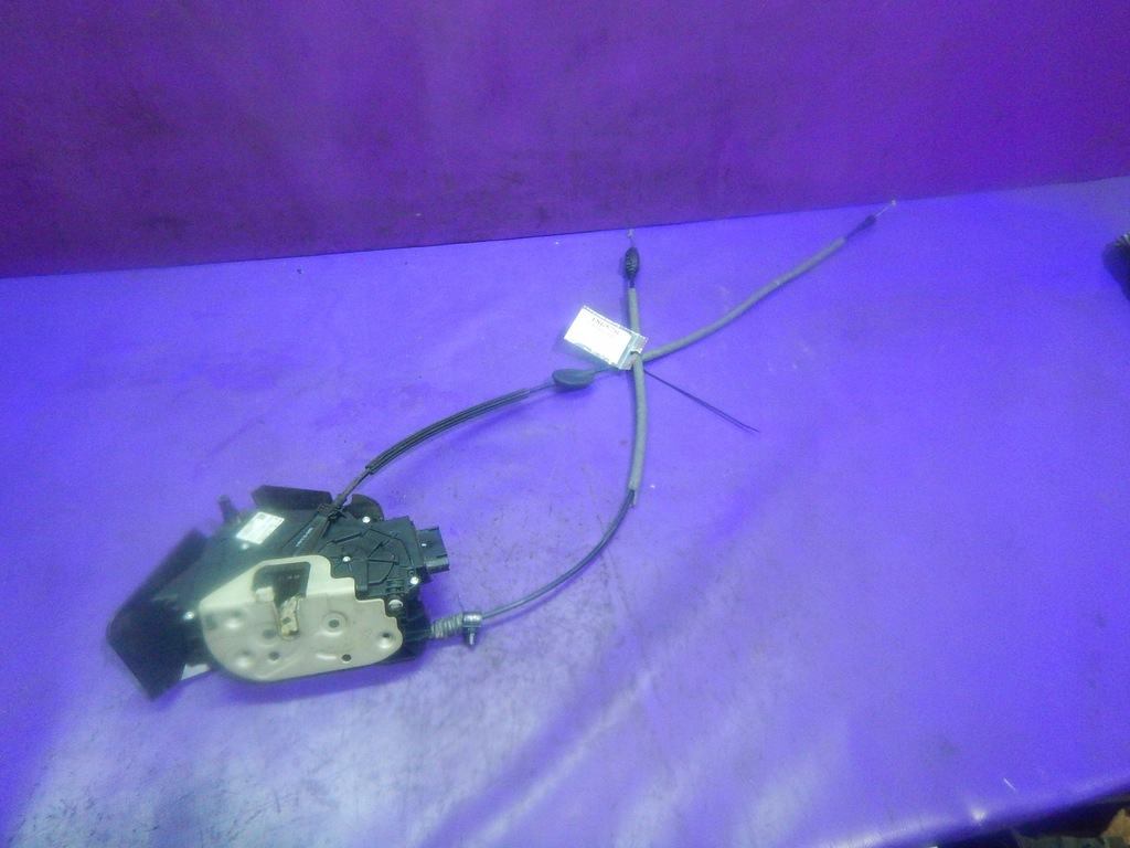 фото №1, Ford b-max 12- замок задня лівий av1a-r26413-ab 6 pin