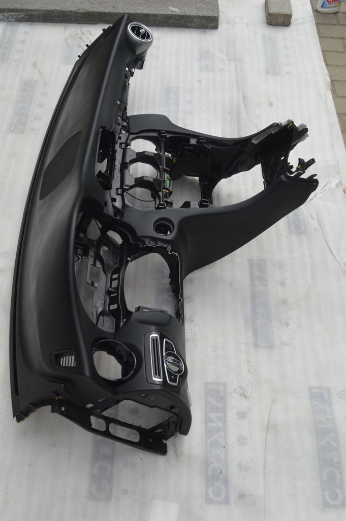 фото №6, Консоль приборная панель mercedes w205