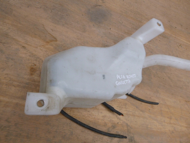 фото №2, Бачок омывателя alfa romeo giulietta