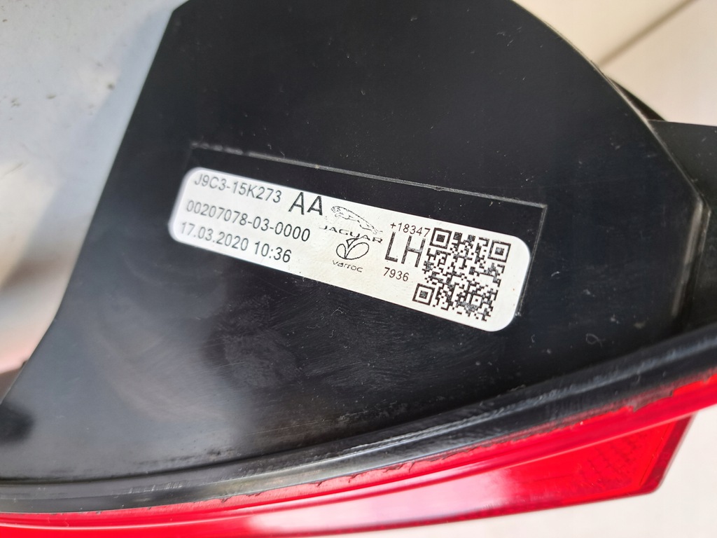 фото №5, Jaguar e-pace 2017- свет противотуманные задние l