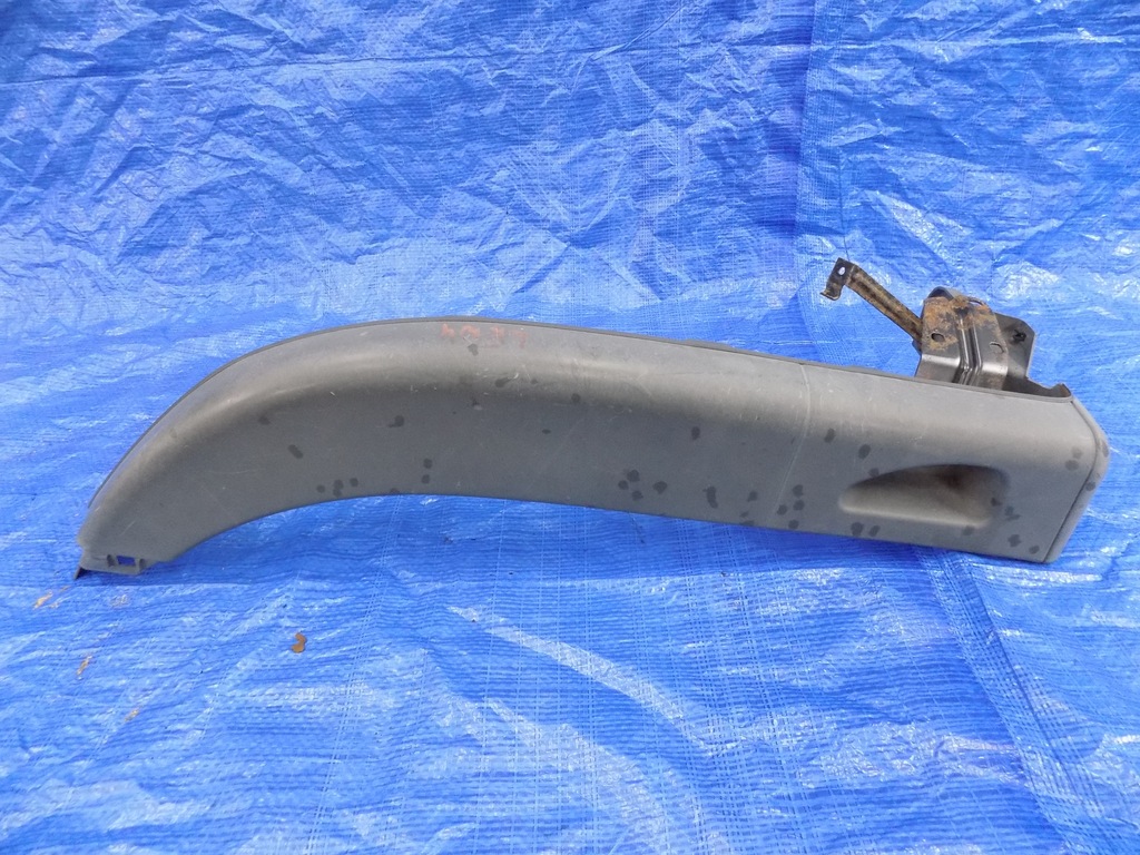 фото №1, Молдинг крила лівий перед cabstar e 98-06r 3,0td