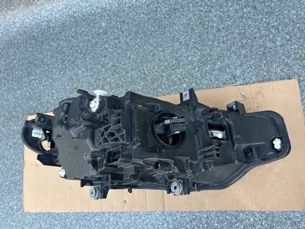 фото №8, Лампа ліва передня bmw 3 f30 f31 lift адаптивний led 8738711 poznań